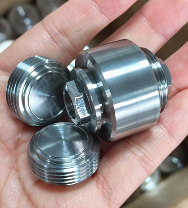 Gia công cơ khí chính xác tiện CNC inox