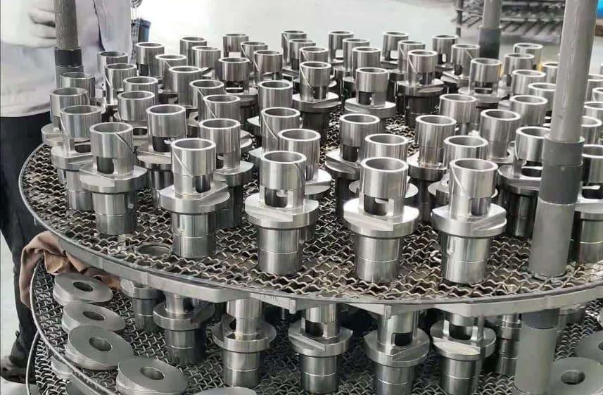 Dịch Vụ Thấm Carbon Và Thấm Nitơ Bề Mặt Thép Cơ Khí Lê Thịnh