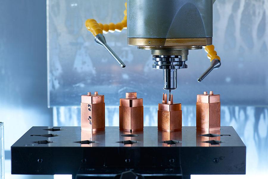 Phay cnc cực điện đồng đỏ C1100 tạo lòng khuôn EDM